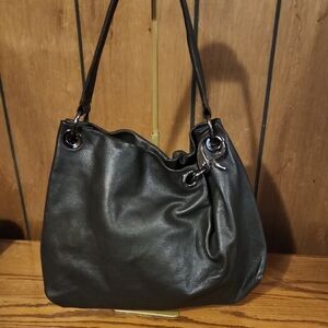Elegant Black Leather Simply Vera Hobo Women's Bag